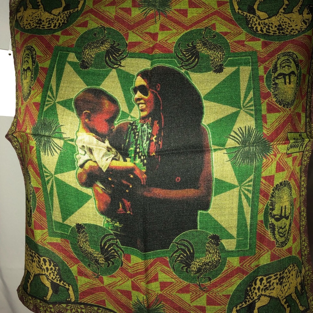 Pocket Square - Escape To New Lagos